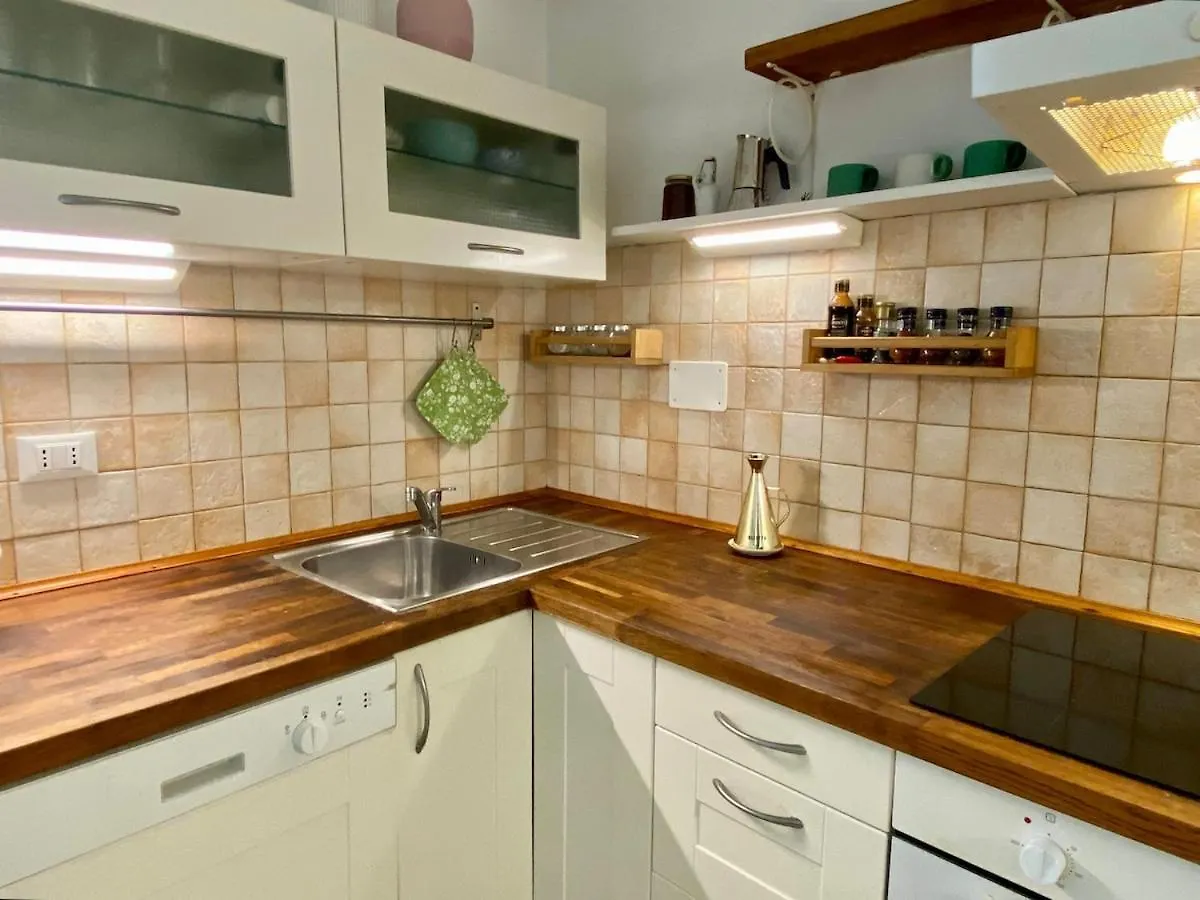 Jasmine House Apartment Florence 0*,  Italy